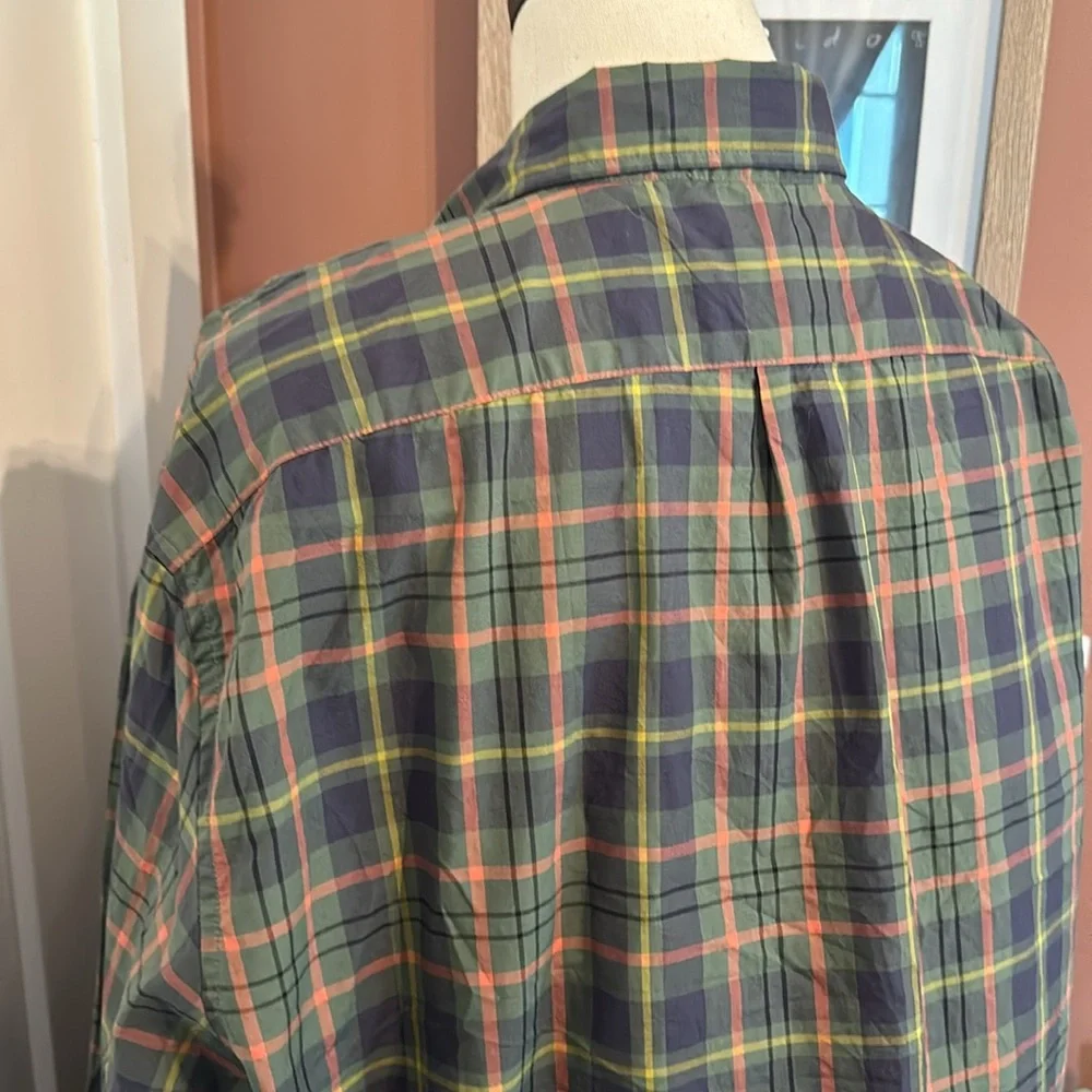 J.Crew Men’s plaid green blue 100’s 2-ply yarns Classic XL button down shirt